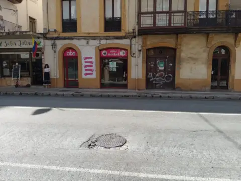 Local comercial en calle de la Ronda