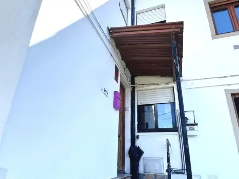 Casa adosada en Mioño-Santullán