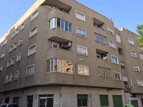 Piso en Carrer Elche, 18