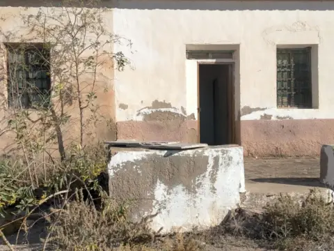 Terreno en calle Santos Angeles Custodios