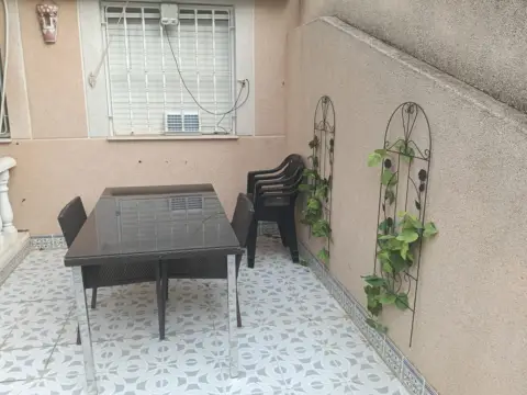 Casa en calle del Mar Cantábrico