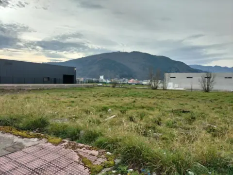 Terreno en calle de Manchester