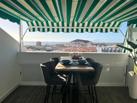 Dúplex en calle de los Ángeles