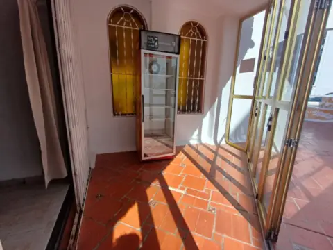 Local comercial en calle Rodeo