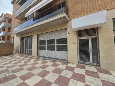 Local comercial en Carrer de la Masia del Roser