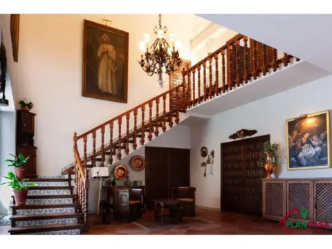 Casa en calle 3 Hermanas, Cortijo Bucor