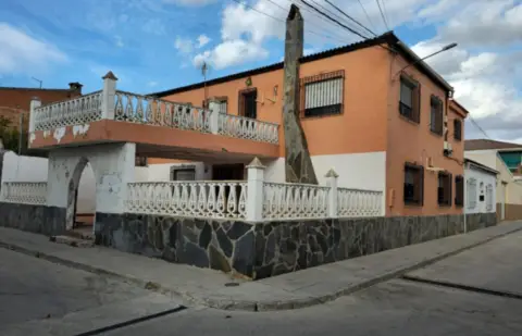 Casa en calle Alamedas