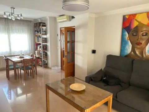 Casa pareada en Cervantes
