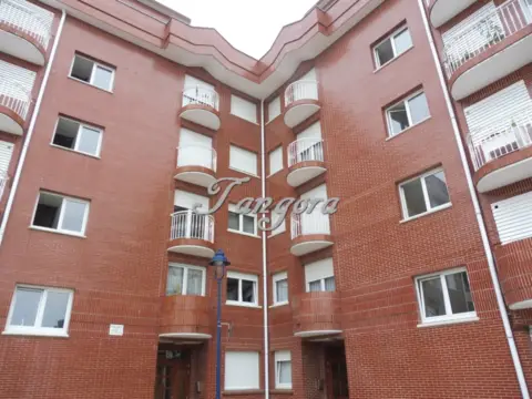 Piso en Avenida de la Pastora, 13