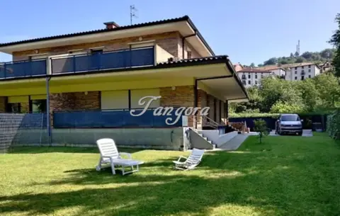 Chalet unifamiliar en Barrio de Elejalde