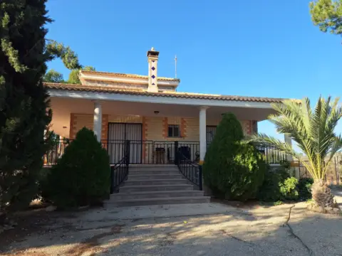 Chalet unifamiliar en Abarán