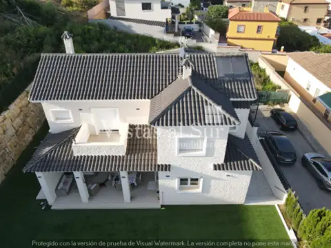 Chalet unifamiliar en calle Argentina