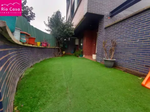 Casa adosada en calle de la Independencia