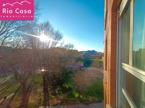 Piso en calle de los Olivares