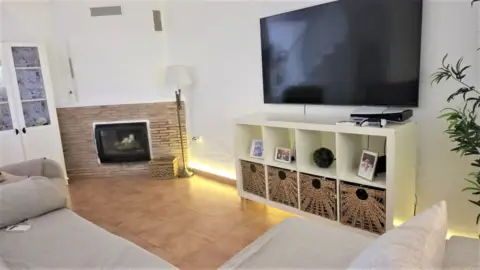 Chalet adosado en El Portil Chalet Adosado Con Garaje Solo de Septiembre A Junio Para Desplazados Por Trabajo O Empres