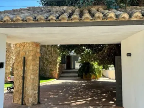 Chalet unifamiliar en calle Joaquín Sorolla