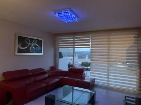 Chalet unifamiliar en calle Río Ebro