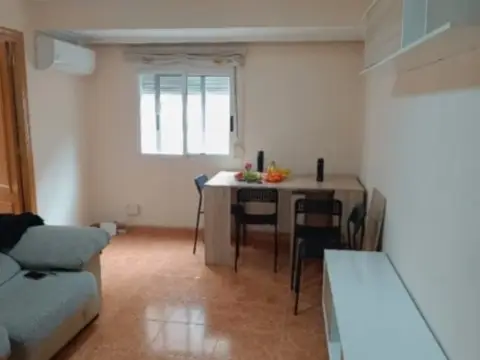 Piso en calle de Villamarchante