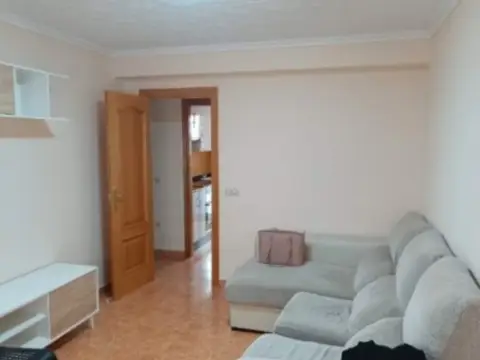 Piso en calle de Villamarchante