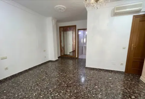 Piso en Avenida de Ausiàs March