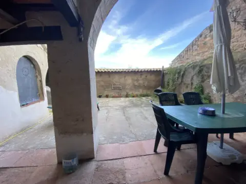 Casa en calle St Pere Almató