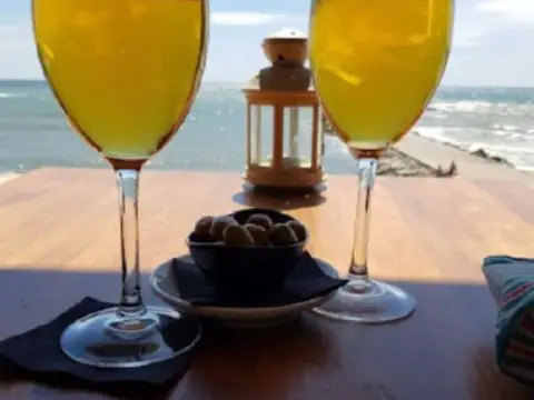 Local comercial en Venta de Explotación Hostelera 1ª Linea P. B. Marbella