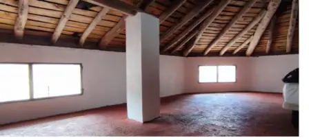 Casa en calle del Ejército Español, 1