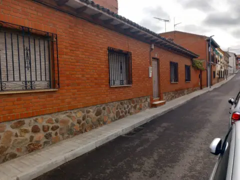 Casa en calle de Ramón María Delgado