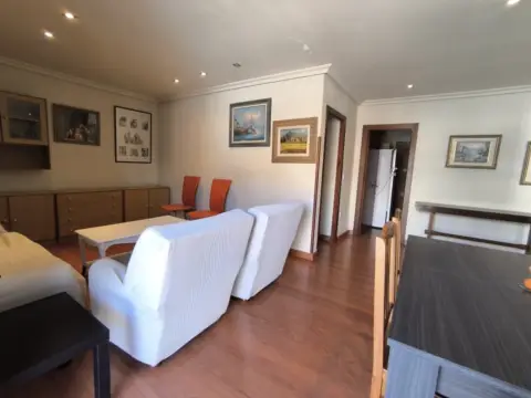 Piso en calle de Pintor José María Galván