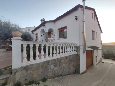 Chalet en calle Lledoners