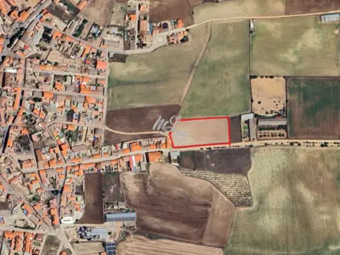Terreno en calle de Toledo