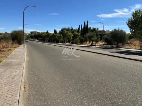 Terreno en calle Velázquez