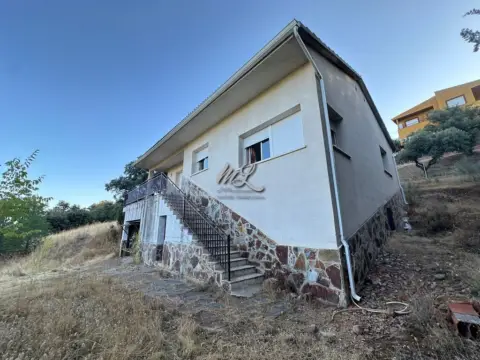 Casa unifamiliar en calle del Número 4