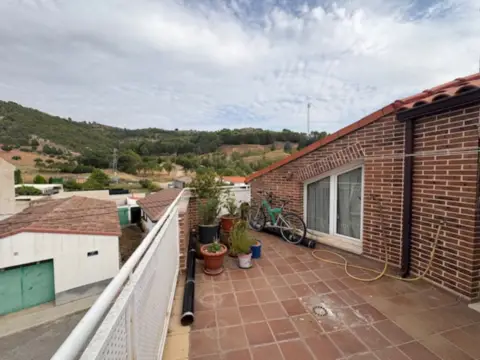 Piso en Iriépal-Taracena-Usanos-Valdenoches