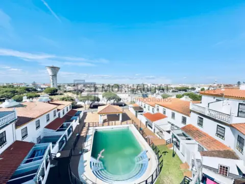 Chalet adosado en Avenida de la Ciudad de Huelva