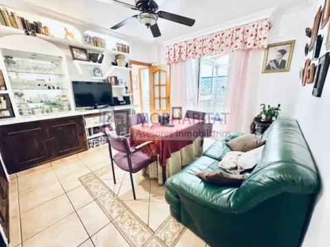 Piso en calle Veinte de Mayo