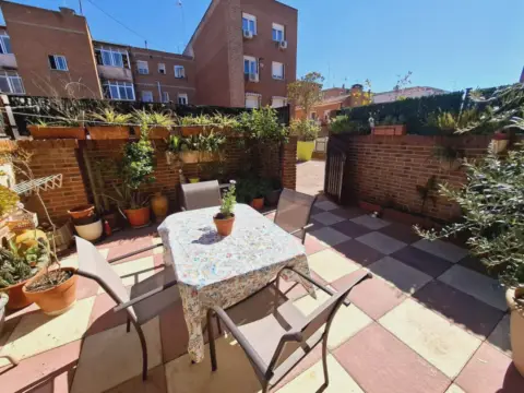 Casa en calle de la Cueva de la Mora