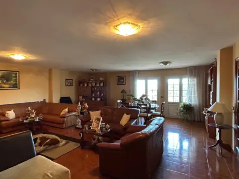 Casa en Los Portales-Visvique-Los Castillos