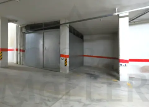 Garaje en calle Zafiro, 2
