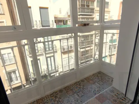 Piso en calle de la Serreta, 16