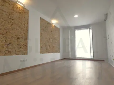 Piso en calle de la Serreta, 16