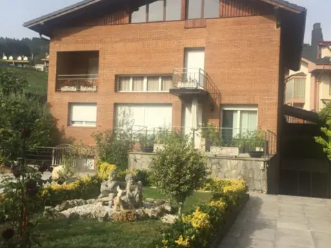 Chalet en calle Ellakuri Kalea