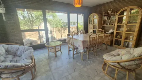 Chalet adosado en Sector III