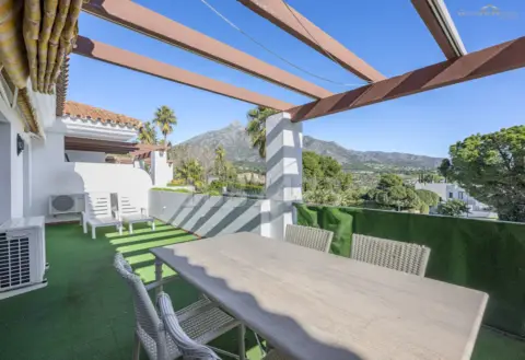 Piso en calle Sierra Bermeja, 1