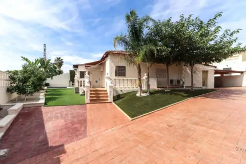 Casa en Carrer Varsovia