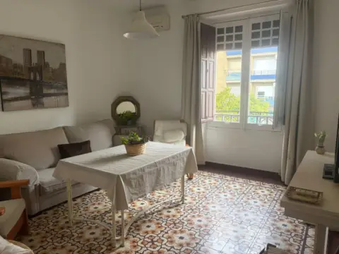 Piso en Avenida de Medina Azahara
