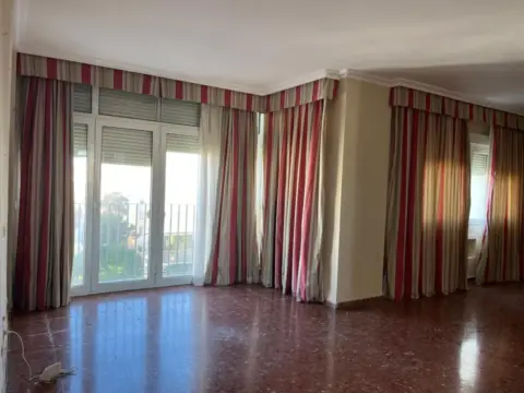 Piso en calle Hibiscos