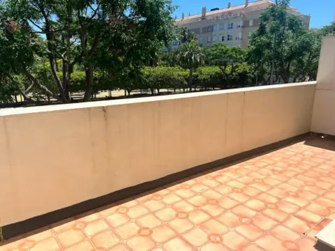 Piso en Avenida de Andalucía