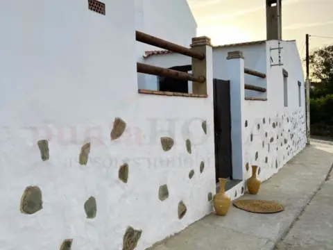 Casa en Puebla de Guzmán