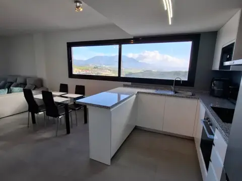 Apartamento en Urbanización Brisas II